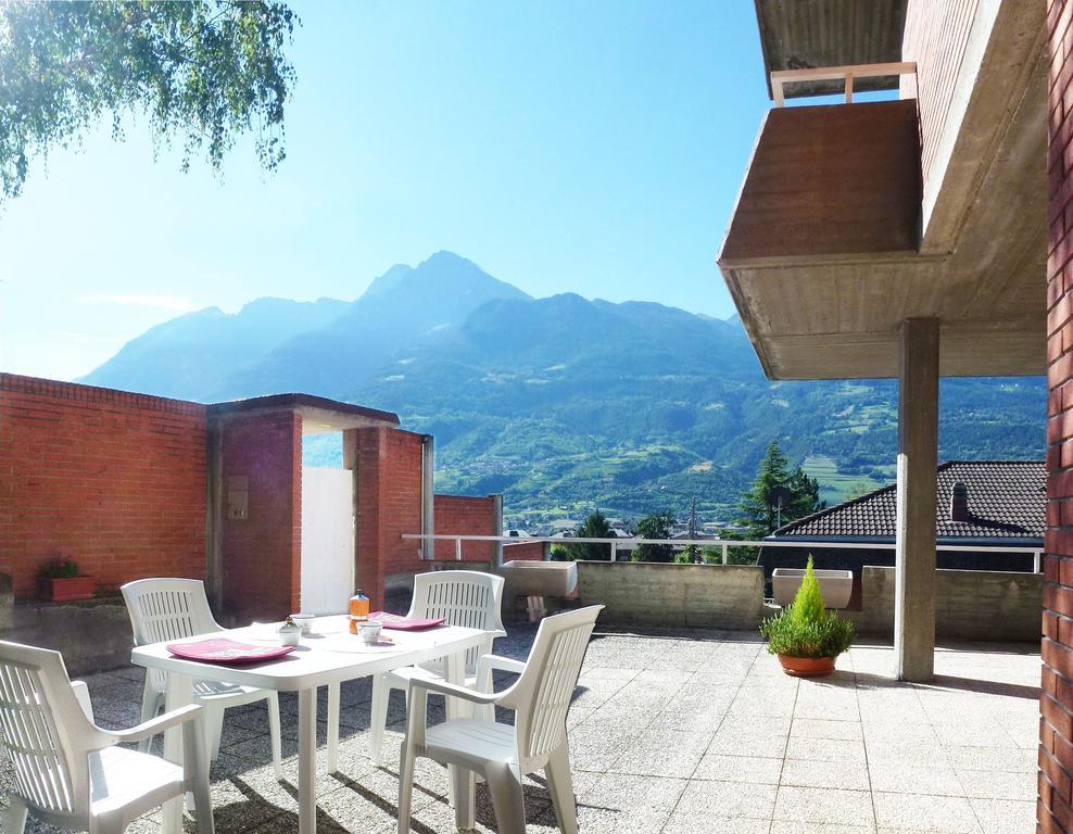 La Betulla Appartamento Confortevole Wifi E Parking Free Aosta Exterior photo